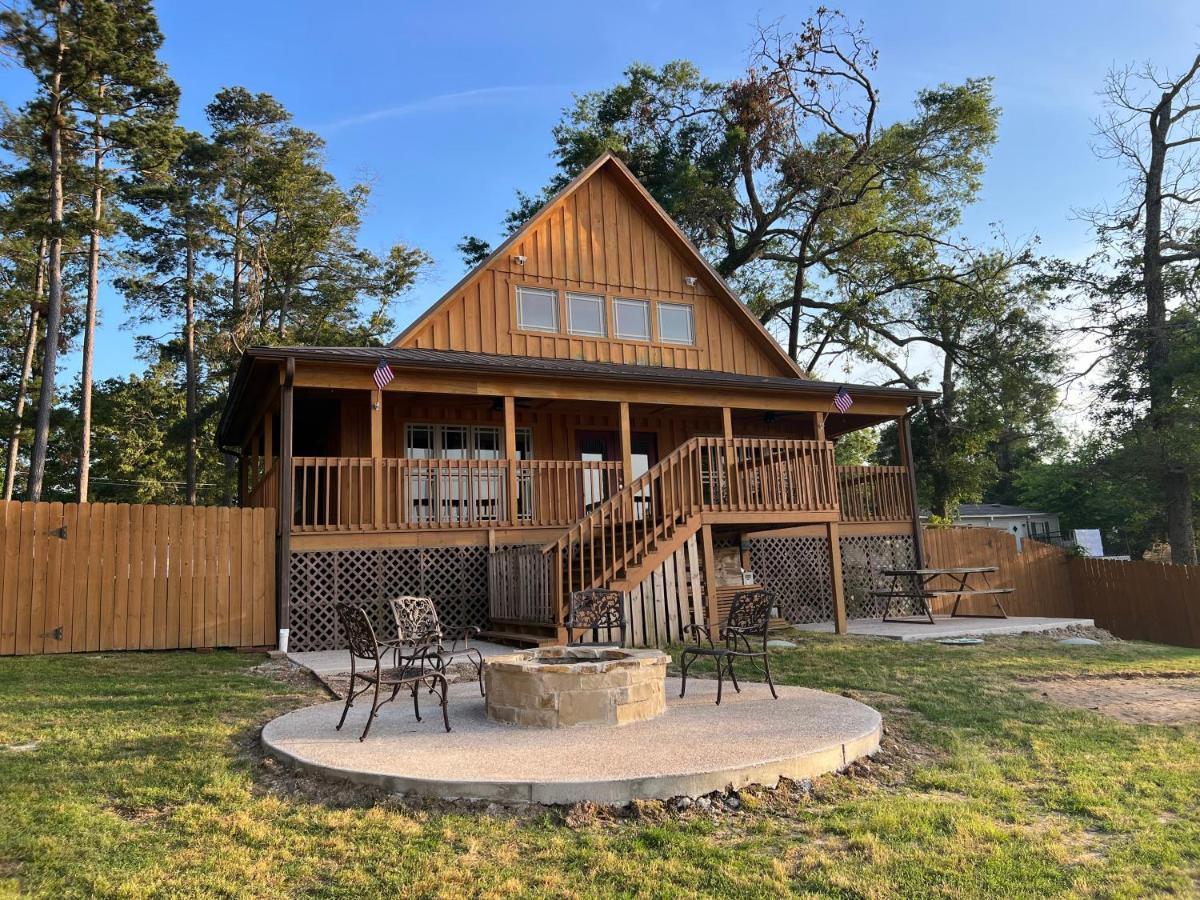 Lakefront Oasis With Private Boat Dock On Lake Palestine Coffee City Bagian luar foto